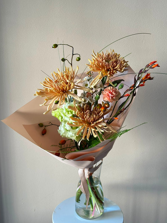 “Morning Coffee” Bouquet – BloomRoom.ee, fresh flowers in Tallinn