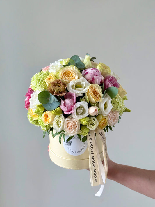 Maxi Bloom Box – BloomRoom.ee, fresh flowers in Tallinn