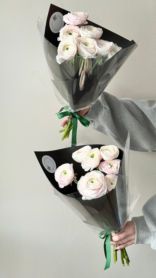 XL size "Hanoi" Ranunculuses – BloomRoom.ee, свежие цветы в Таллине