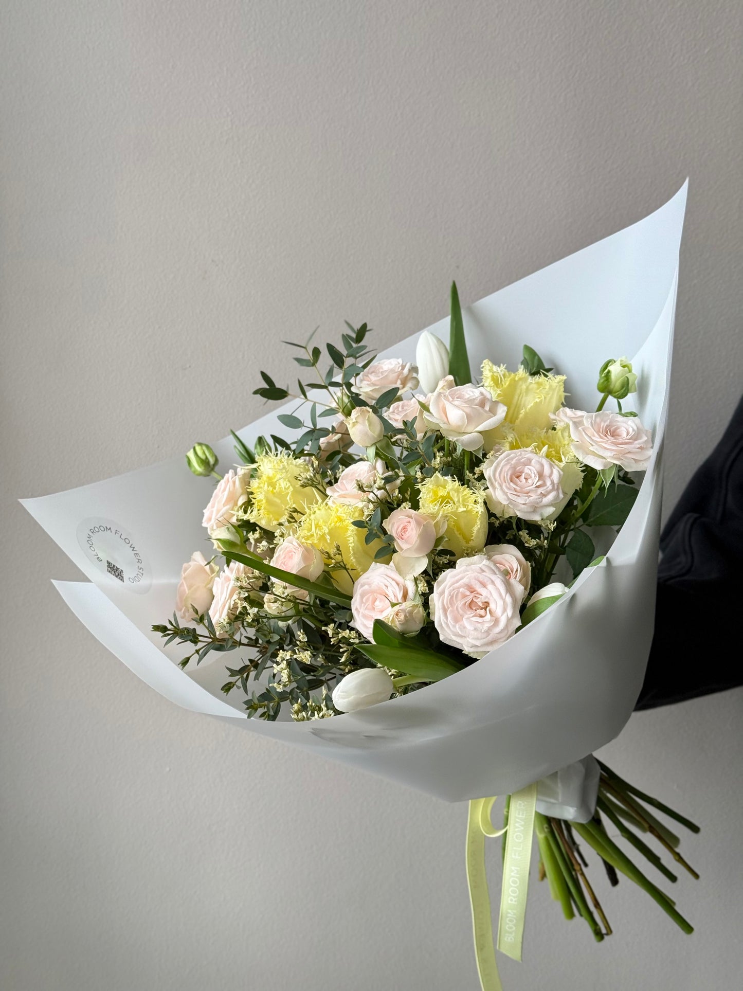 Roosa rooside ja sidruni tulpide kimp | Букет из розовых роз и лимонных тюльпанов | Limoncello Spritz bouquet of roses and tulips