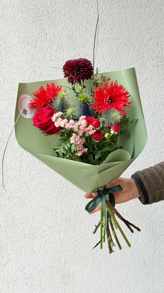 "Kiss me!" Art bouquet – BloomRoom.ee, värsked lilled Tallinnas