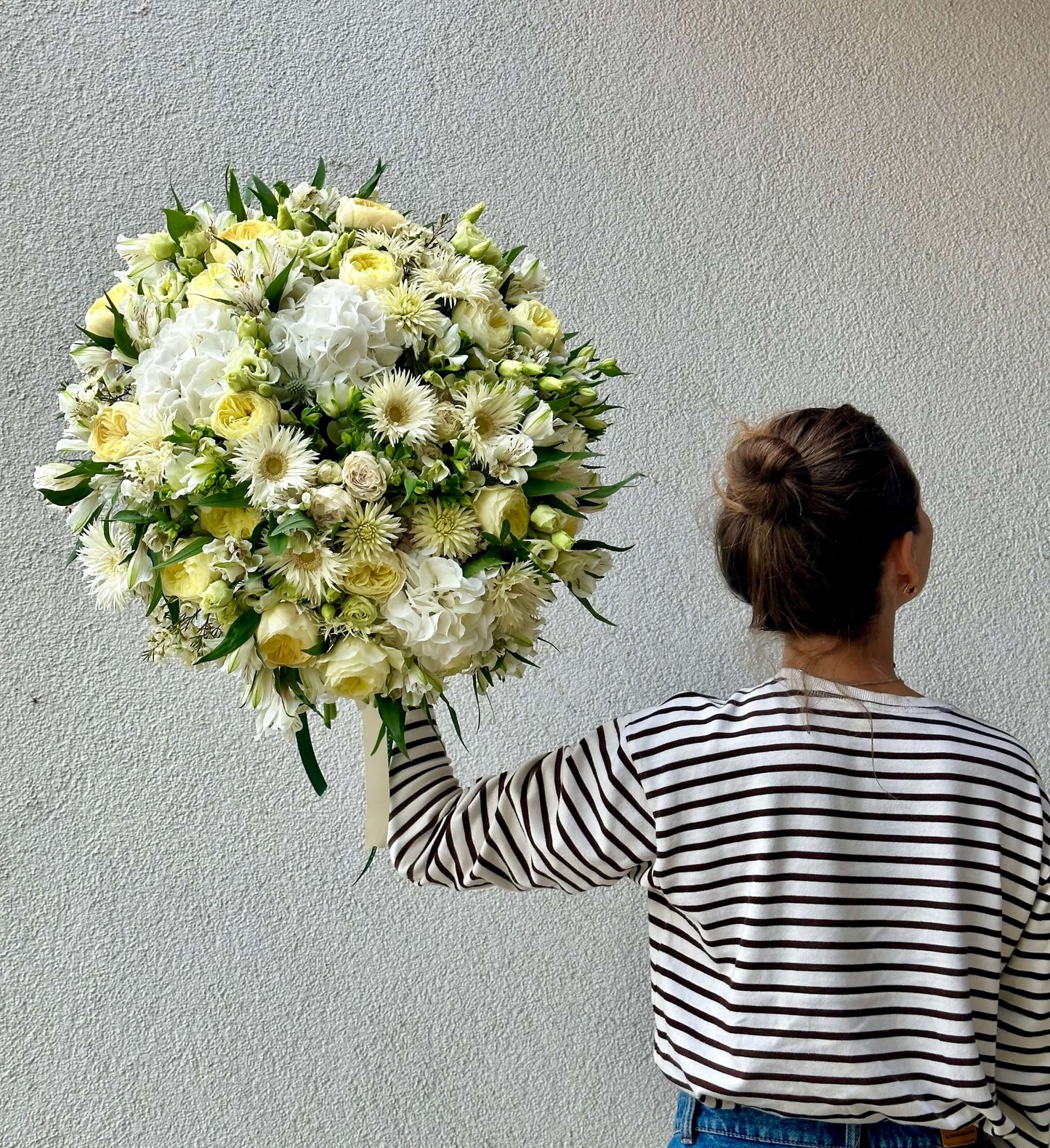 Valge lillekimp | Белый цветочный букет | White flower bouquet with roses and hydrangeas