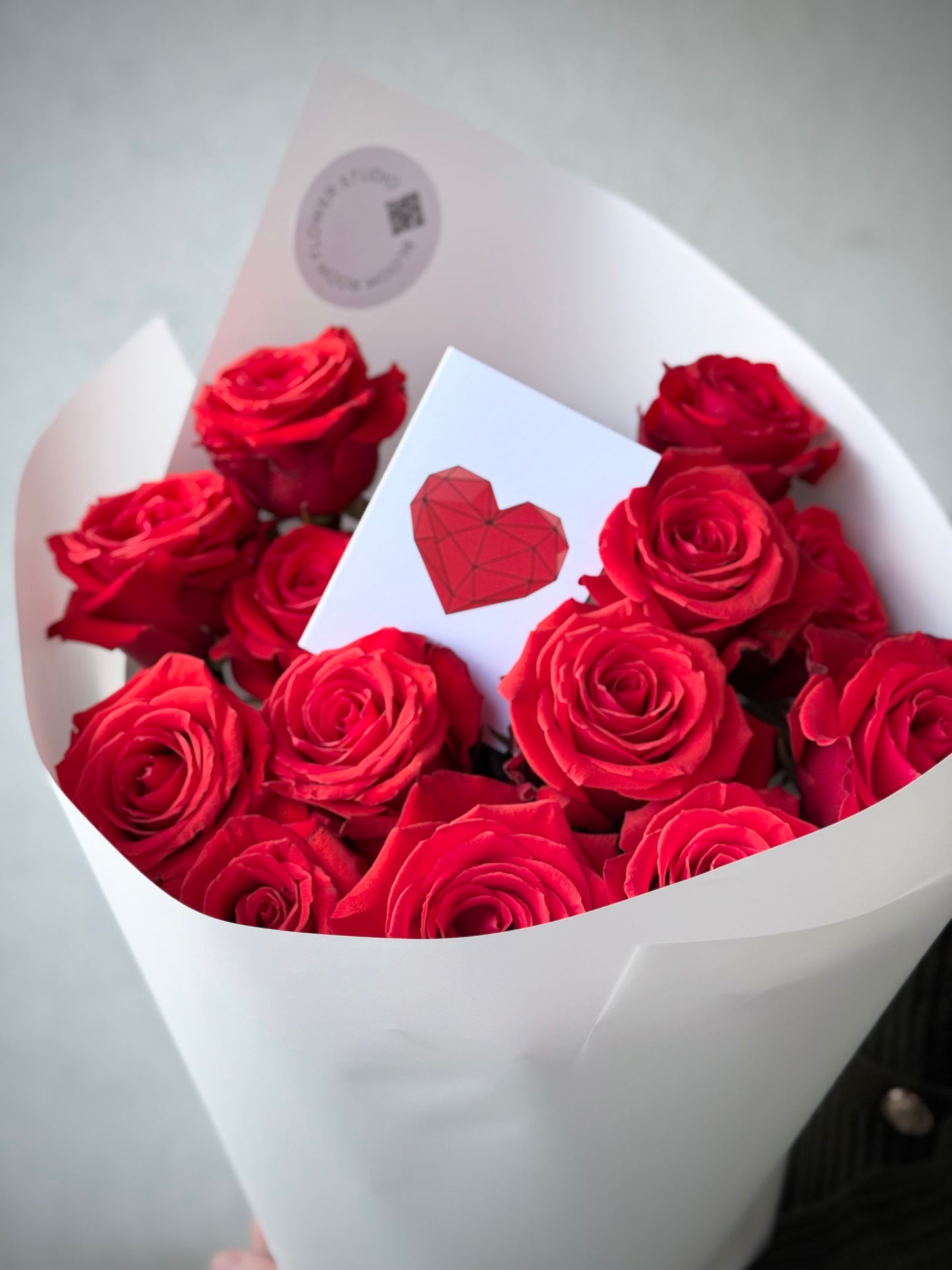 Geomeetriline süda rooside seas | Геометрическое сердце среди роз | Geometric heart among roses
