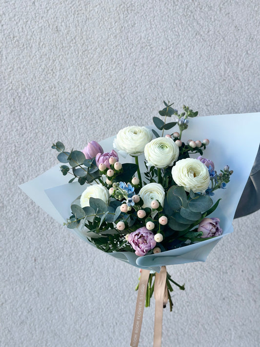 Spring Mix Bouquet – BloomRoom.ee, värsked lilled Tallinnas