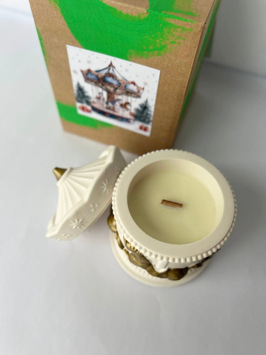 Handmade “Carousel” candles – BloomRoom.ee, värsked lilled Tallinnas