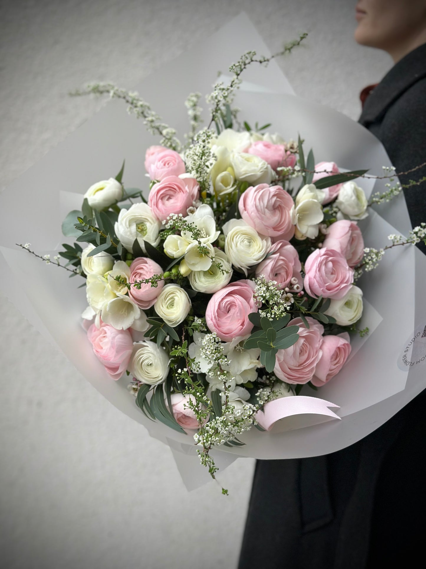 Roosa ja valge ranunkulusi kimp | Розовый и белый ранукусный букет | Pink and white ranunculus bouquet