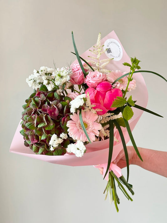 "Pink Mood" Art Bouquet – BloomRoom.ee, fresh flowers in Tallinn