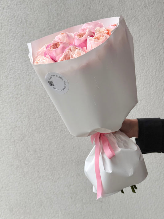 9 Pink Garden Roses – BloomRoom.ee, värsked lilled Tallinnas