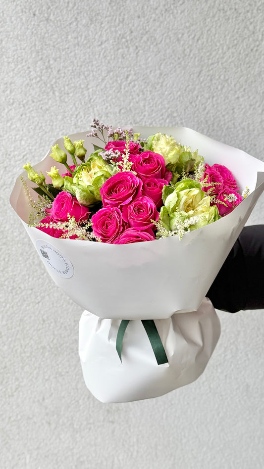 "Very Berry" Maxi Bouquet – BloomRoom.ee, fresh flowers in Tallinn