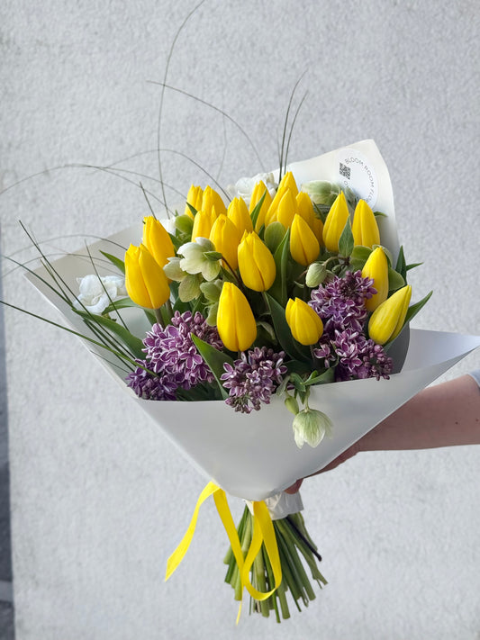 "Bloom Baby Bloom" Art Bouquet – BloomRoom.ee, fresh flowers in Tallinn