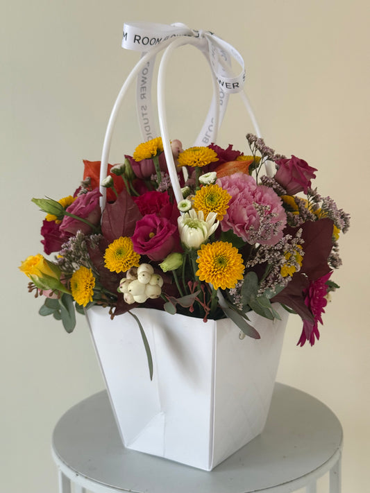 "Hold me tender" Mini Flower Bag – BloomRoom.ee, värsked lilled Tallinnas