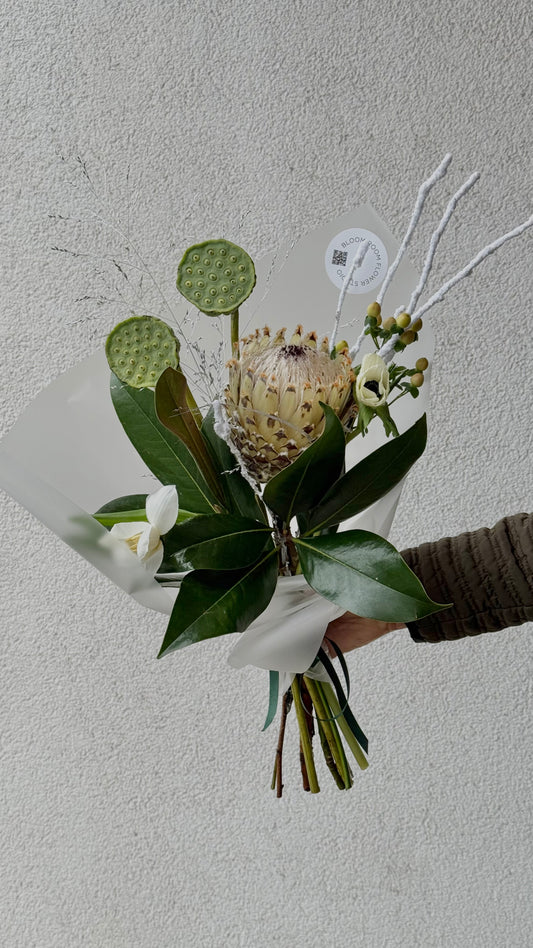 Exotic Art Bouquet – BloomRoom.ee, fresh flowers in Tallinn
