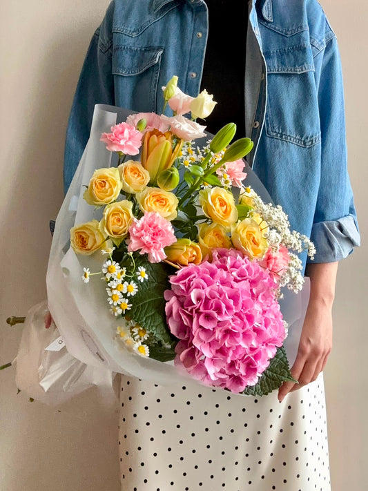 «Royal garden” Grand Bouquet – BloomRoom.ee, fresh flowers in Tallinn
