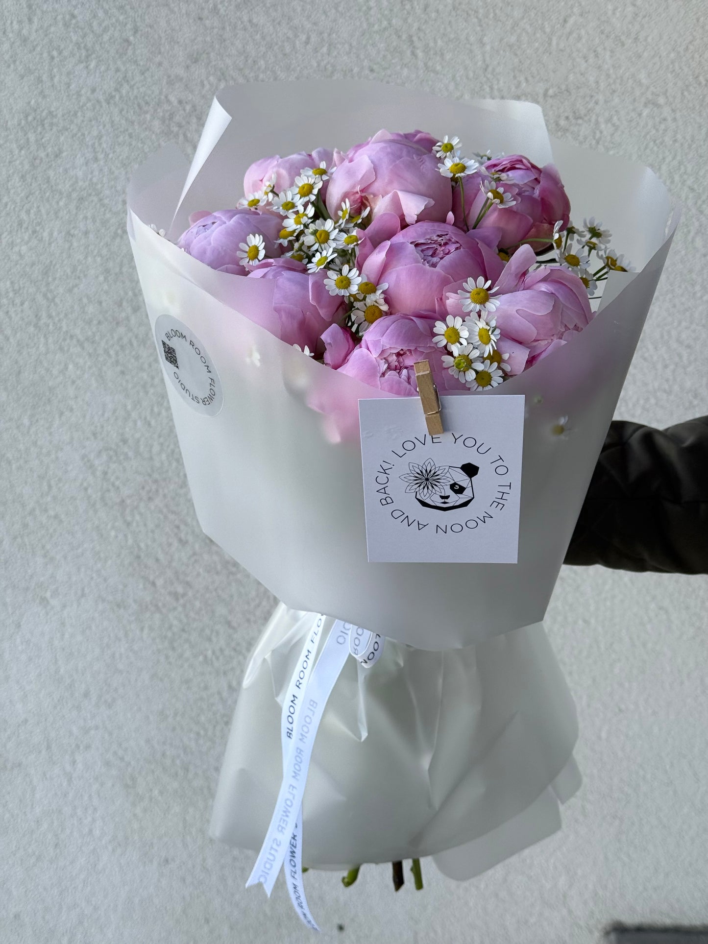 9 Sarah Bernard Peonies+ Daisies