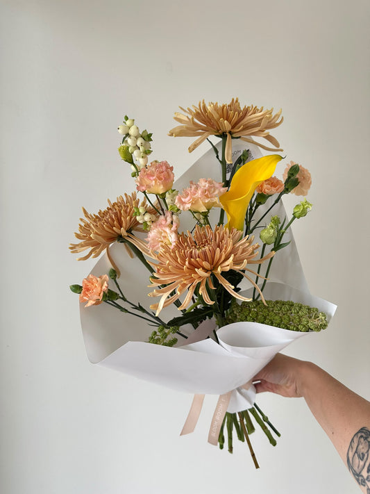 “Morning Coffee” Bouquet – BloomRoom.ee, fresh flowers in Tallinn