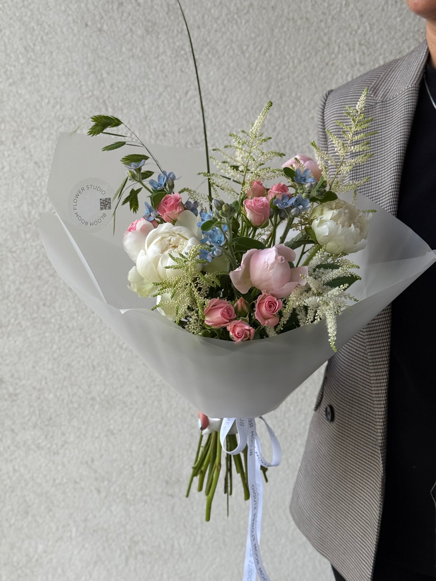 "Peony Drama" Art bouquet