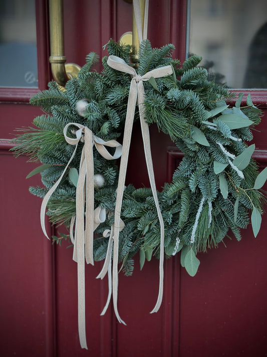 “Beige Velvet” Christmas Wreath – BloomRoom.ee, värsked lilled Tallinnas