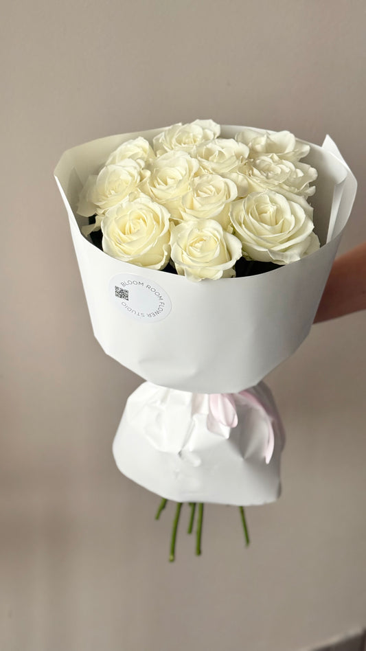 "Vanilla Ice" Mono bouquet – BloomRoom.ee, fresh flowers in Tallinn