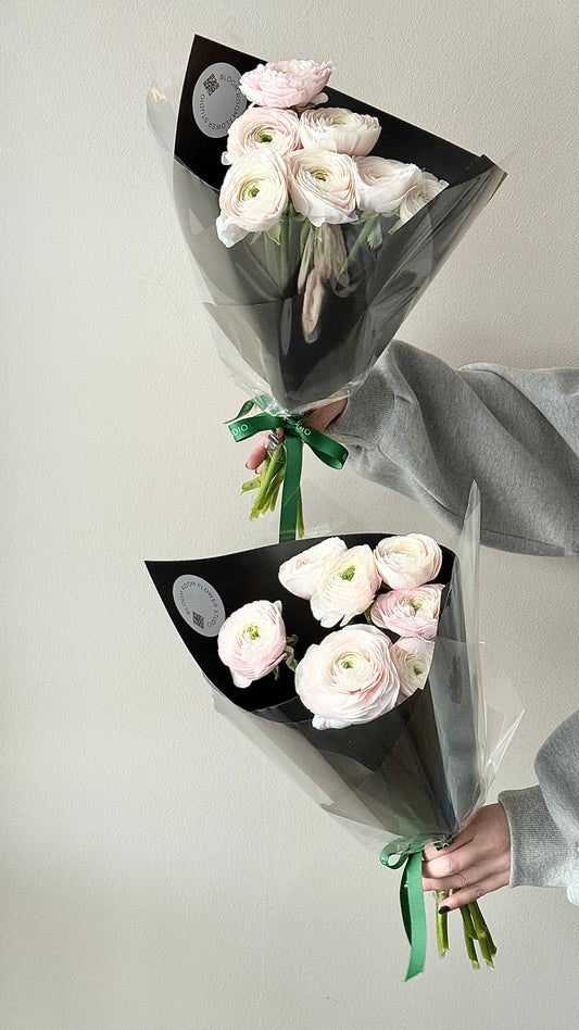 XL size "Hanoi" Ranunculuses – BloomRoom.ee, fresh flowers in Tallinn