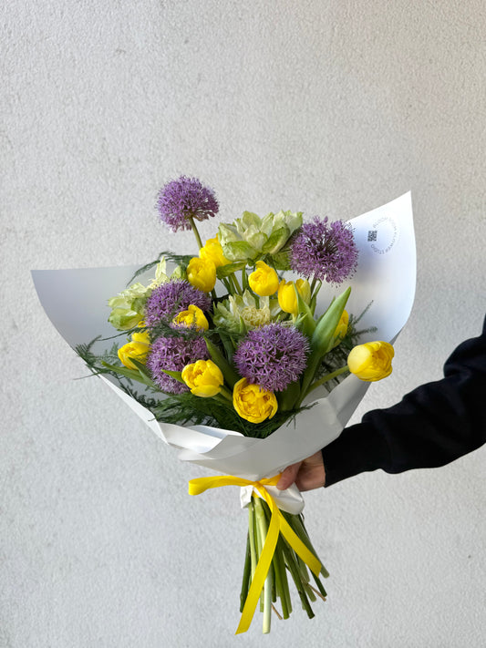 "Bloom Baby Bloom" Art Bouquet – BloomRoom.ee, värsked lilled Tallinnas