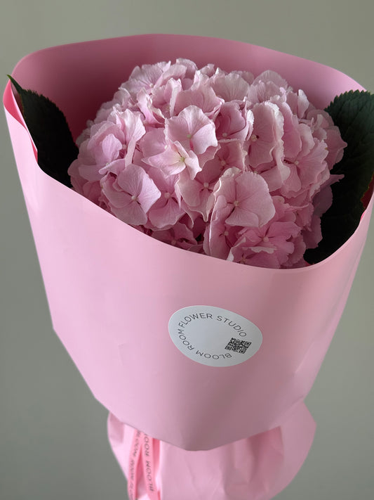 "Missis Bombastic" Bouquet – BloomRoom.ee, fresh flowers in Tallinn