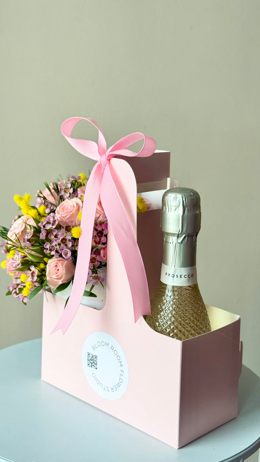 Set of Mini Prosecco with Mini Flower cocktail – BloomRoom.ee, fresh flowers in Tallinn