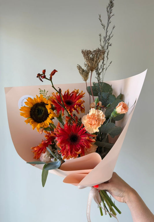 “Smile vitamins🌸”Art Bouquet – BloomRoom.ee, fresh flowers in Tallinn