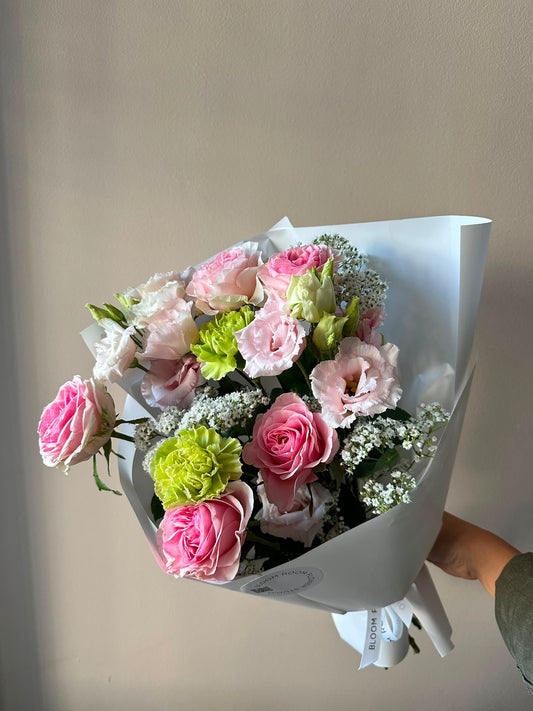 "Freshness” Art Bouquet – BloomRoom.ee, fresh flowers in Tallinn