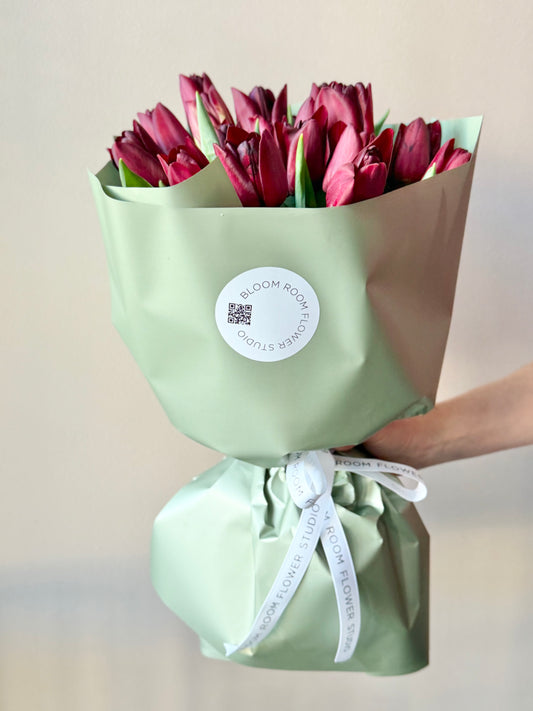 21 Red Tulips – BloomRoom.ee, fresh flowers in Tallinn