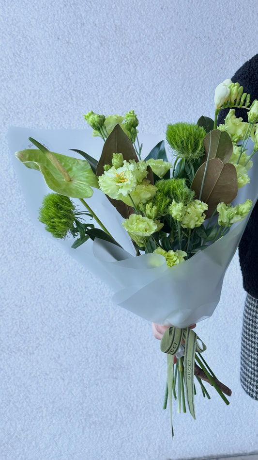 “Gucci” Art Bouquet – BloomRoom.ee, fresh flowers in Tallinn