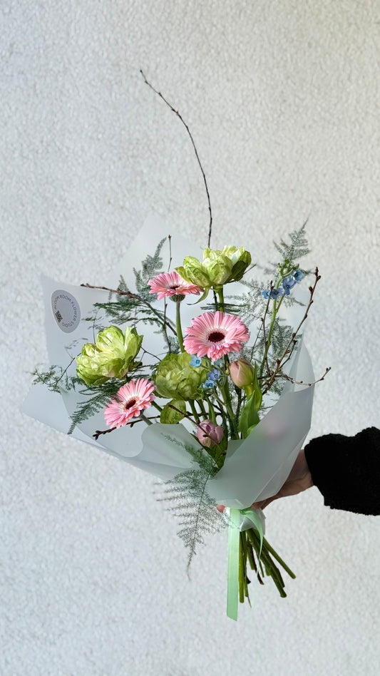"Just Lovely" Art Bouquet – BloomRoom.ee, fresh flowers in Tallinn