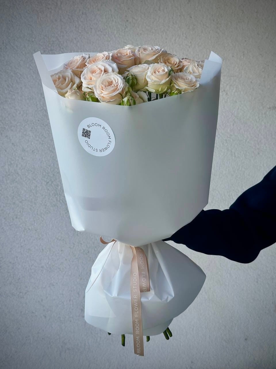 9 roosikimp Sofia | 9 розовых пионовидных роз София | 9 spray garden roses Sofia