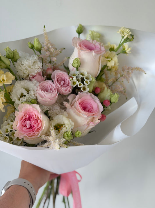 Sunset lilies – BloomRoom.ee, fresh flowers in Tallinn