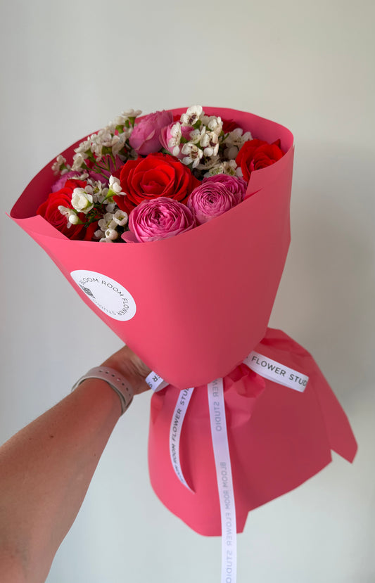 “Passion” Art Bouquet – BloomRoom.ee, fresh flowers in Tallinn