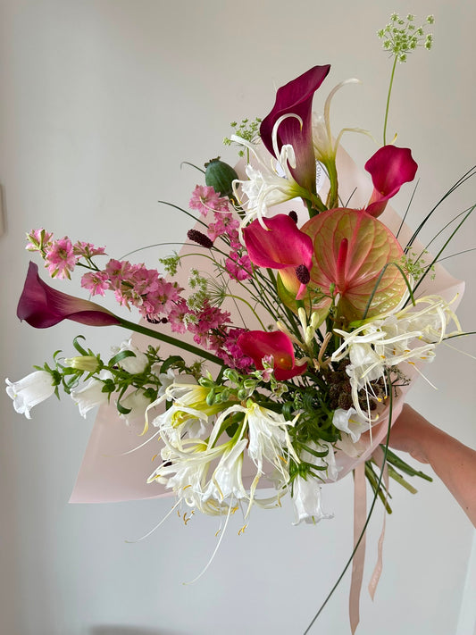 "Exotic mix" Maxi Art Bouquet – BloomRoom.ee, fresh flowers in Tallinn