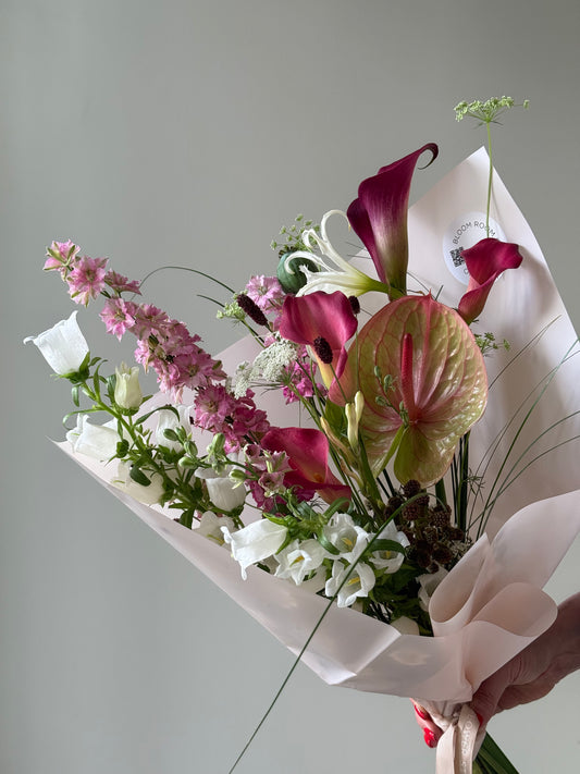 "Exotic spin” Art Bouquet – BloomRoom.ee, fresh flowers in Tallinn