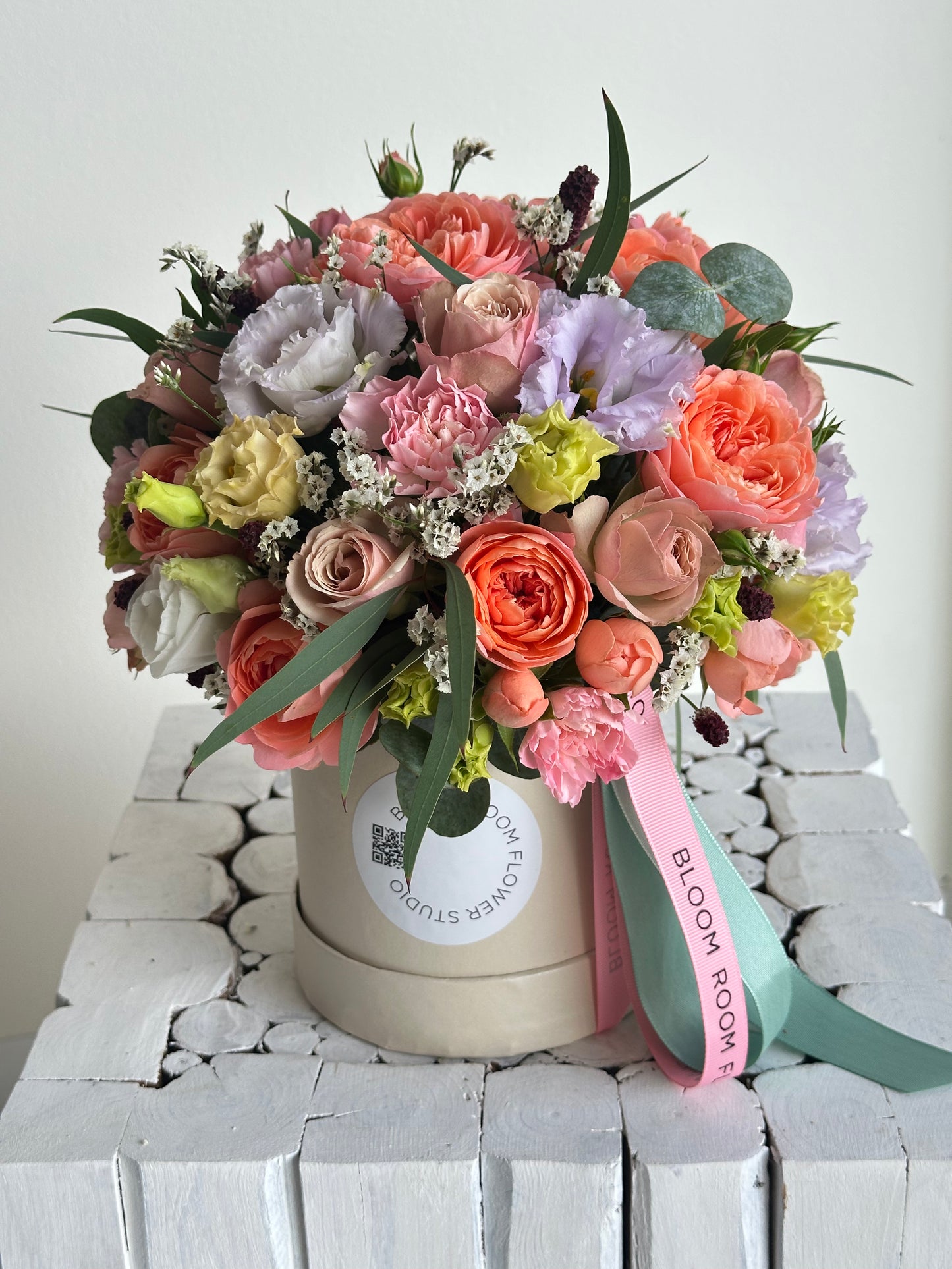 Summer flowers mix in a Bloom Box