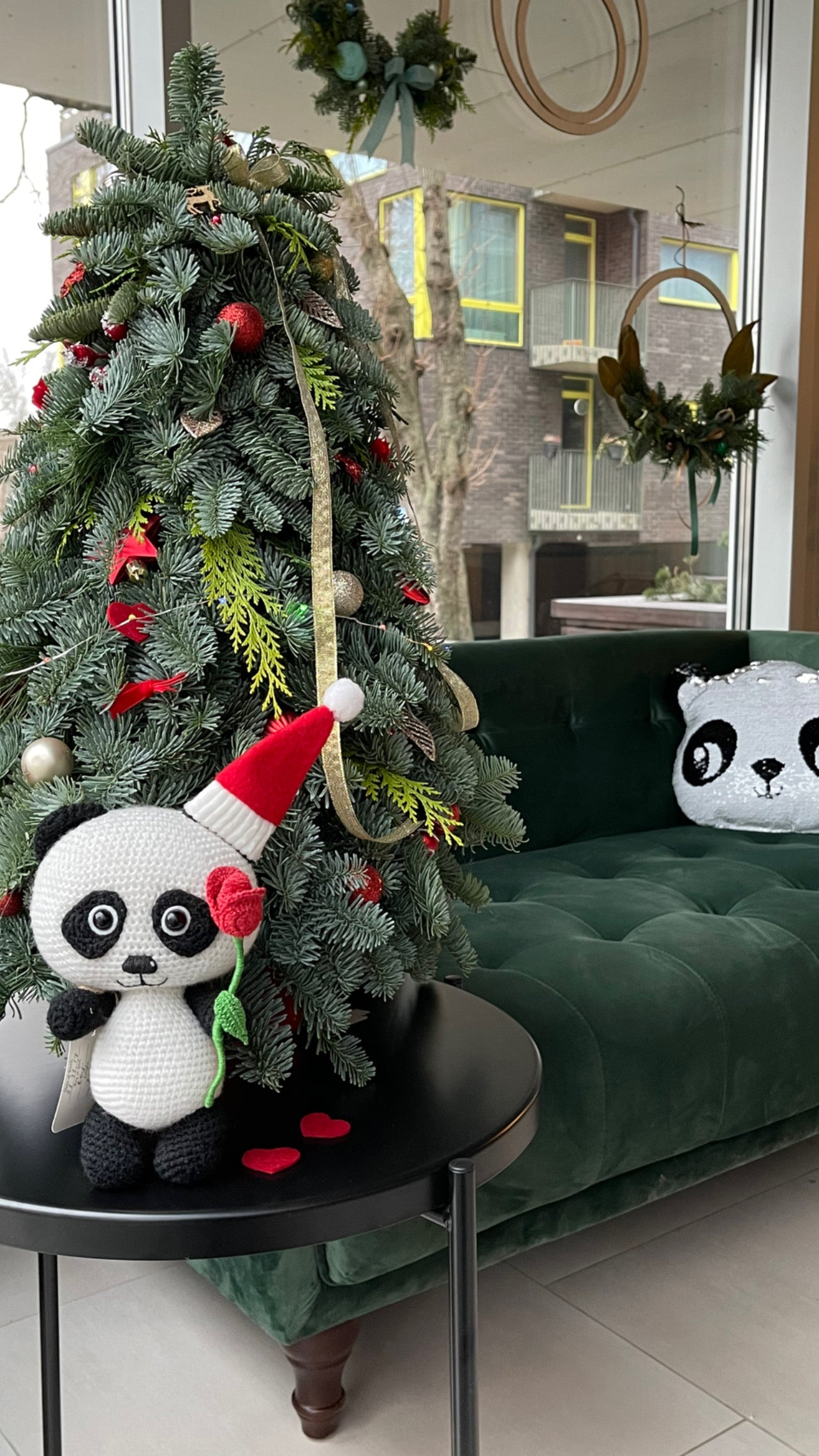 Käsitsi valmistatud panda ja jõulupuu kaunistus | Вязаный панда и рождественская елка | Handmade panda and Christmas tree decoration