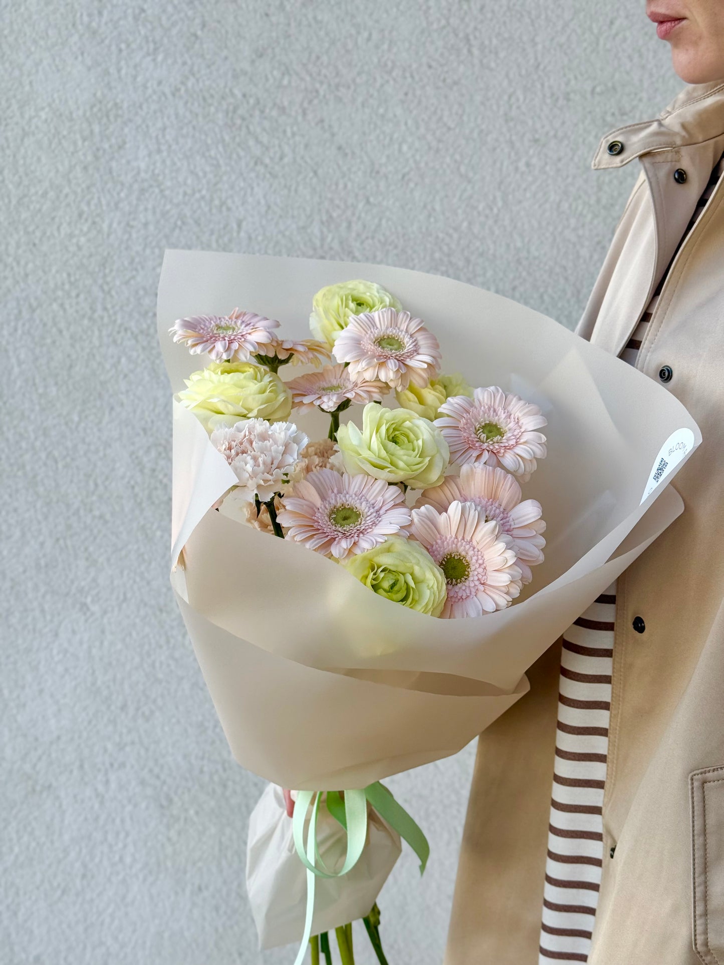 "Creme Brûlée" Art Bouquet