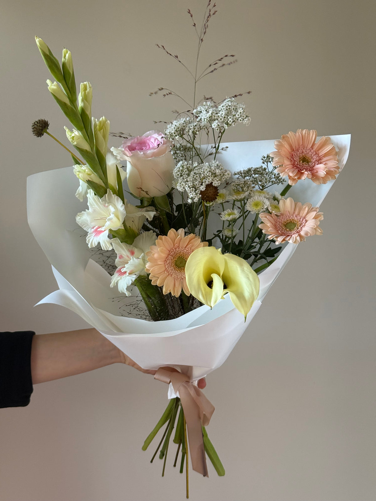 “Shine bright ” Art bouquet
