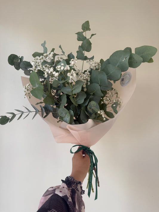 "The beauty and the beast” Art Bouquet – BloomRoom.ee, fresh flowers in Tallinn