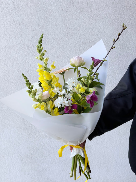 "Sunshine" Art Bouquet