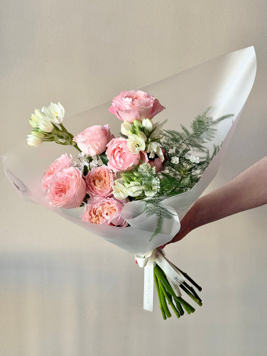 "Pink Mood" Art Bouquet – BloomRoom.ee, fresh flowers in Tallinn