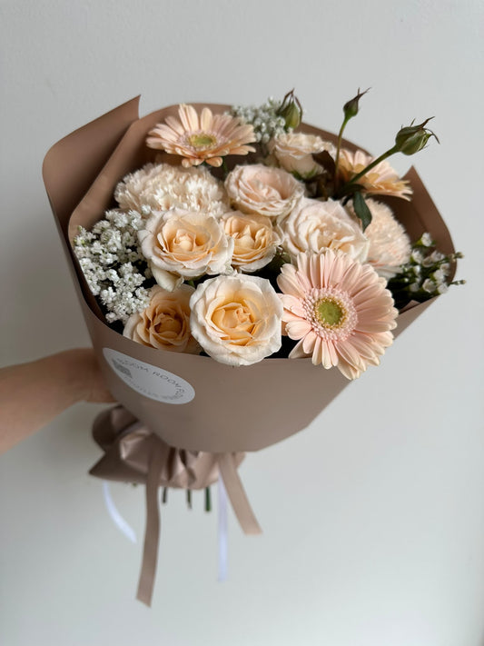 “Pastel” Art Bouquet – BloomRoom.ee, värsked lilled Tallinnas