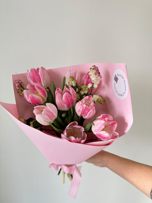 “Shine bright ” Art bouquet – BloomRoom.ee, värsked lilled Tallinnas