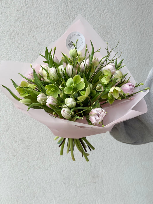 "Violet Mood" Art Bouquet – BloomRoom.ee, fresh flowers in Tallinn