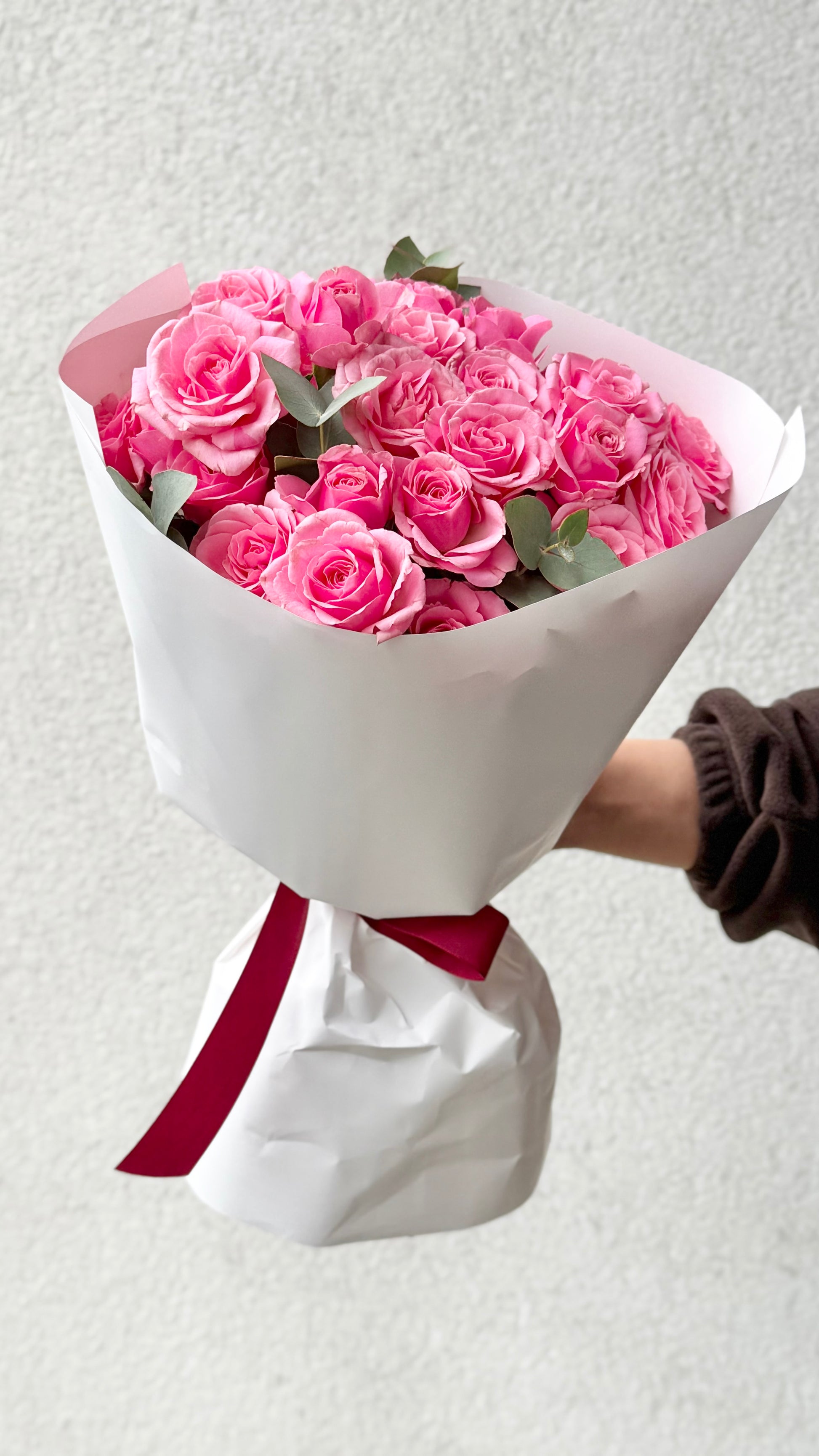 Roosa kimp Eukalüpti lehtedega | Розовый букет с эвкалиптом | Pink spray Roses with Eucalyptus