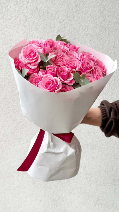 Roosa kimp Eukalüpti lehtedega | Розовый букет с эвкалиптом | Pink spray Roses with Eucalyptus