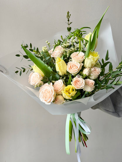 Limoncello Spritz kimp | Букет "Limoncello Spritz" | "Limoncello Spritz" Bouquet with roses and tulips