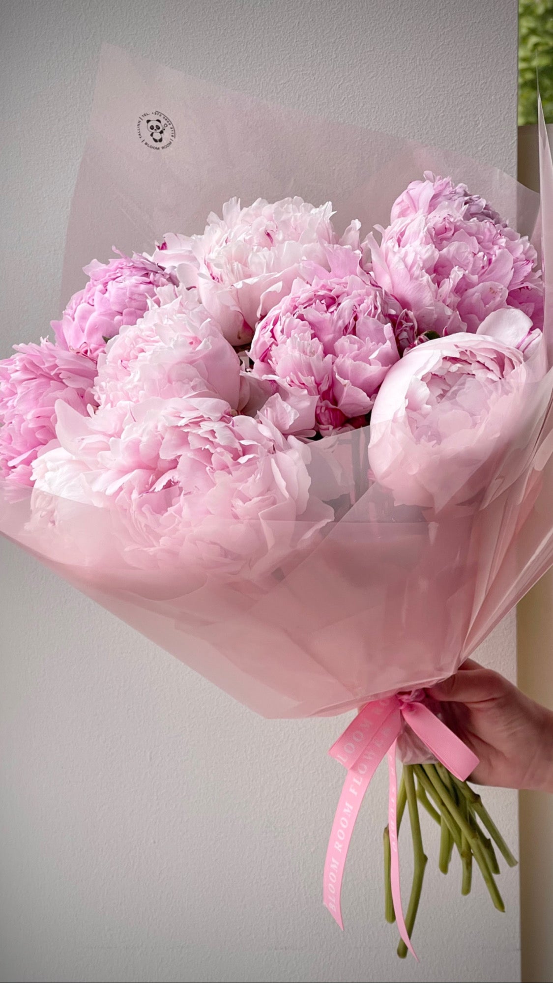 Roosa pojengi kimp luksuslikus pakendis | Розовый букет пиона в роскошной упаковке | Luxury pink peony bouquet in elegant wrapping